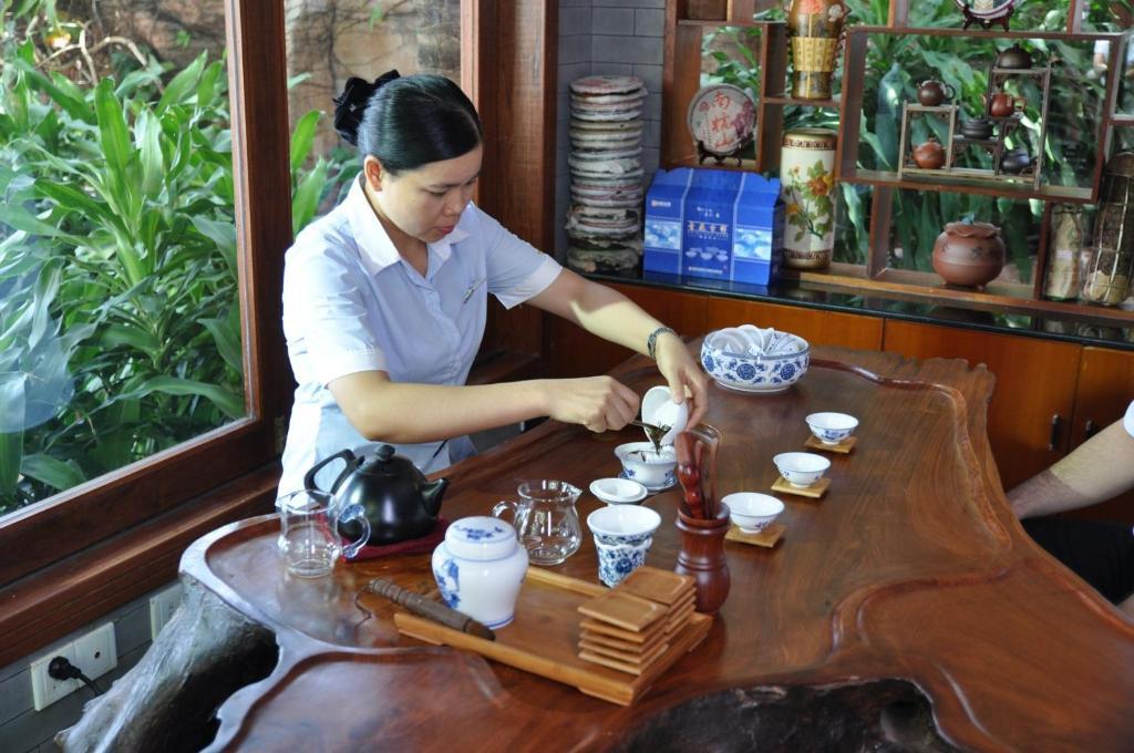 Guesthouse International Hotel Sanya Eksteriør bilde